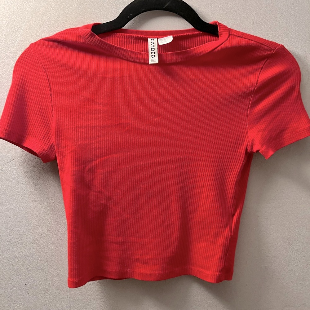 Red crop top